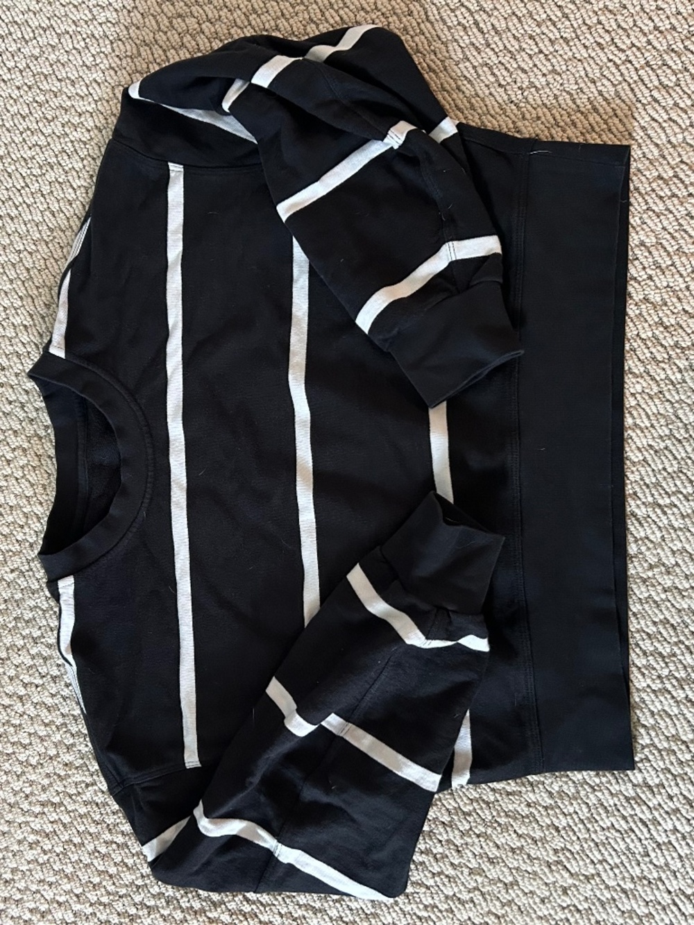Lululemon Cropped Crew Neck